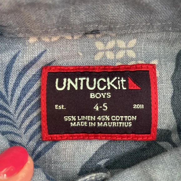 Untuckit “Murray” Boys Hawaiian Shirt, 4-5T - Picture 3 of 7